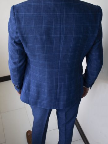 Мужской костюм-тройка синий (пиджак в клетку)